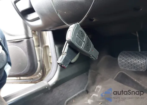 1999 Mercedes-Benz Clk 320 z USA, uszkodzony, nr VIN WDBLJ65G8XF104440